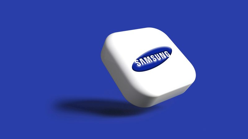 Samsung revoit ses prévisions à la hausse grâce à la forte demande en puces mémoire et smartphones