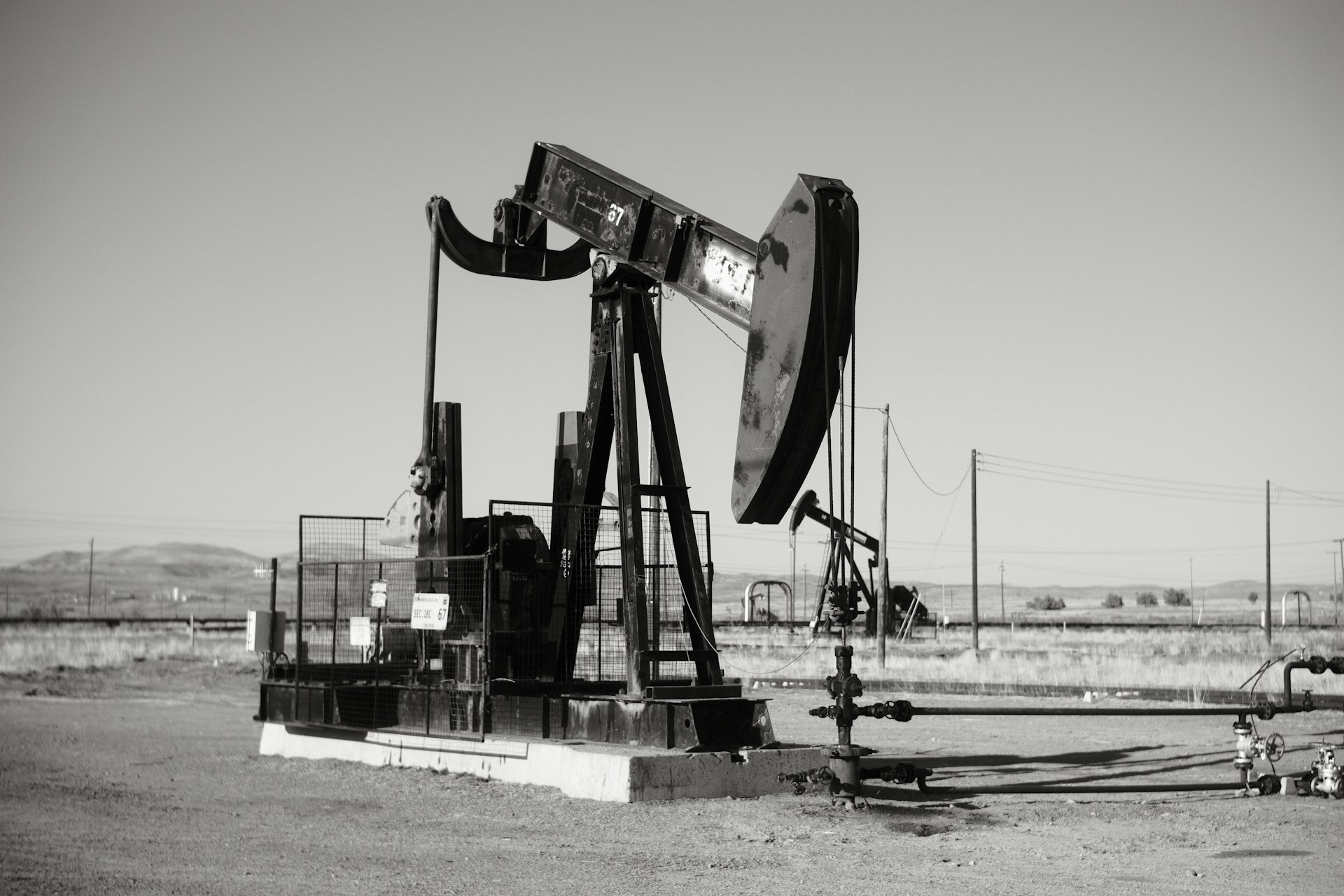 Les marchés mondiaux en quête de pétrole : OPEP+ et majors pétrolières répondent à la demande
